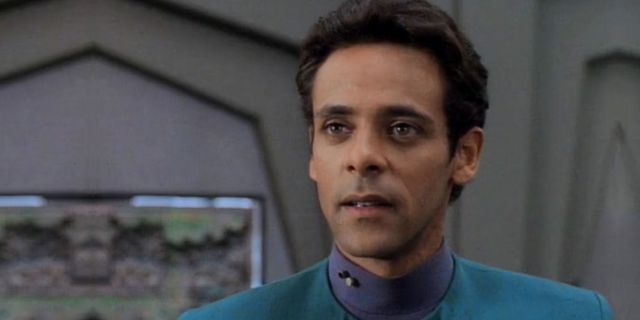 images/news/2023/12/10/star-trek-julian-bashir-genetic-engineering_1.jpg