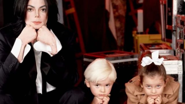 In a rare interview, Paris Jackson, Michael Jackson’s daughter, discusses her secret “older brother.”
