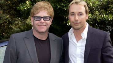 HT3.Sir Elton John, 76, raises his two sons not to be spoiled as they already do chores for some pocket money