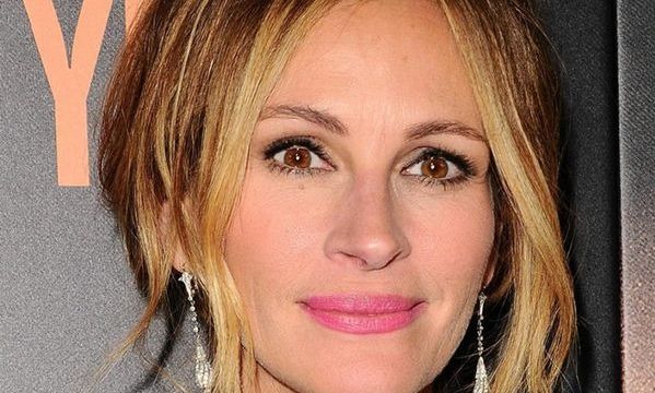 HT4.Julia Roberts: Embracing Her Well-Deserved Vacation!